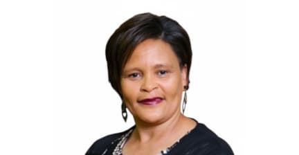 Portrait of Cllr Melanie Dodds